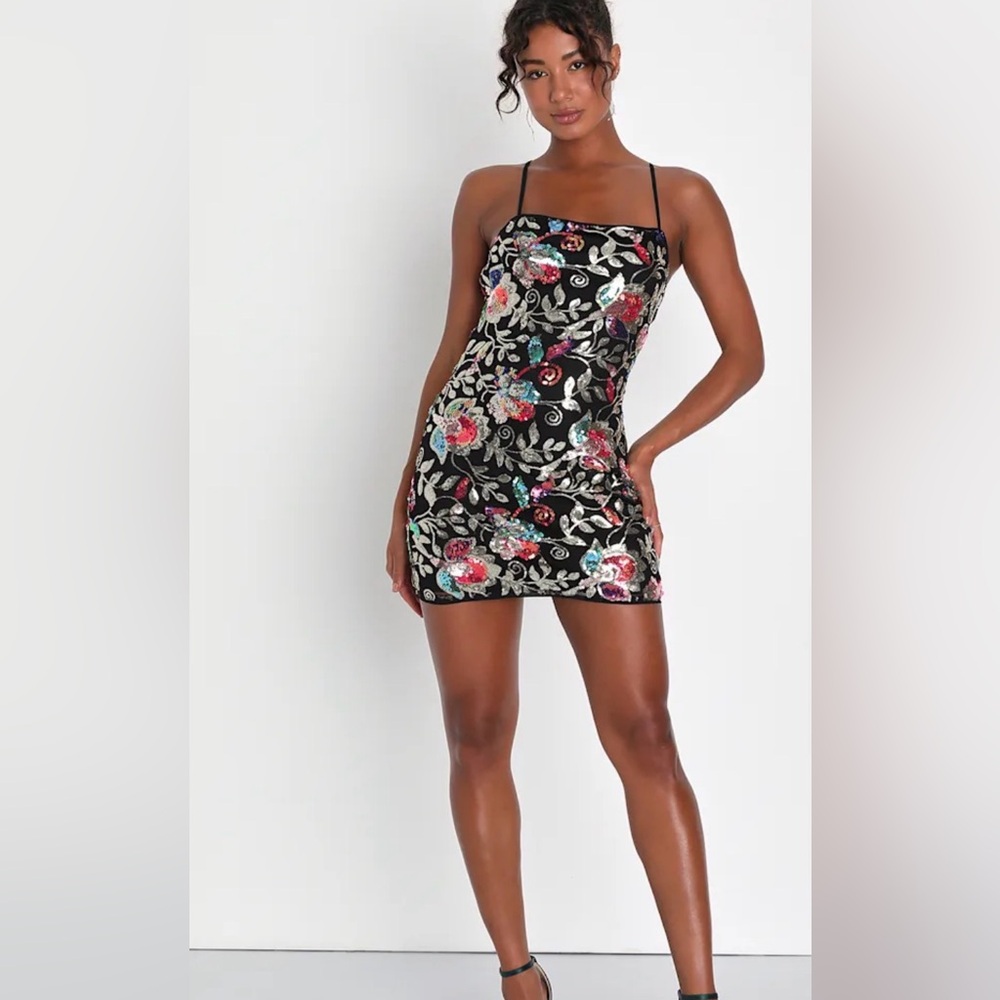 Lulu's Black Floral Embroidered Dress